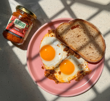 Creamy Sundried Tomato Pesto Fried Eggs